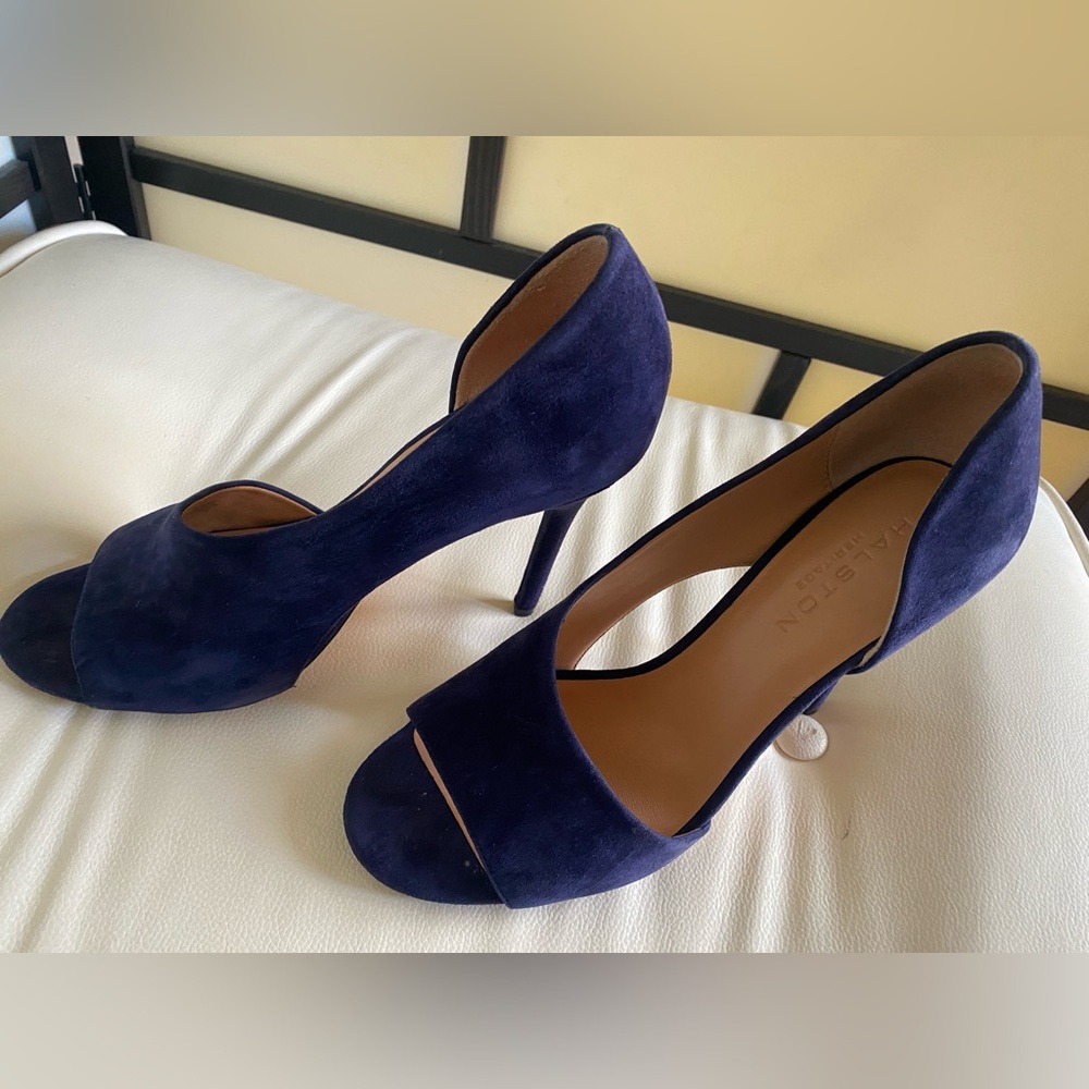 Halston Heritage Suede D'Orsay Pumps, Size 8 - Picture 7 of 7